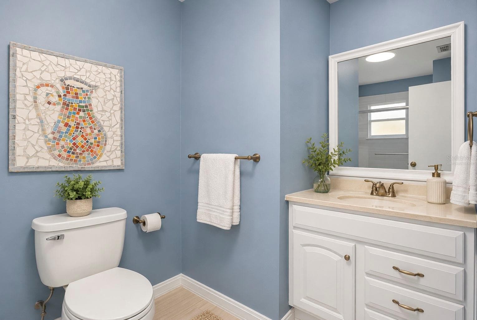 Virtually Staged - 10145 BLUFF CT, ORLANDO
