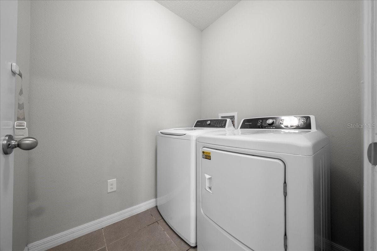 Single Family Residence at 3063 NE 42ND RD, OCALA, photo 39 of 78