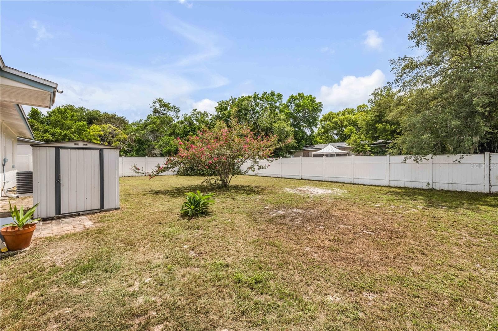 Single Family Residence at 2417 ADAMS AVE, DELTONA, photo 16 of 23