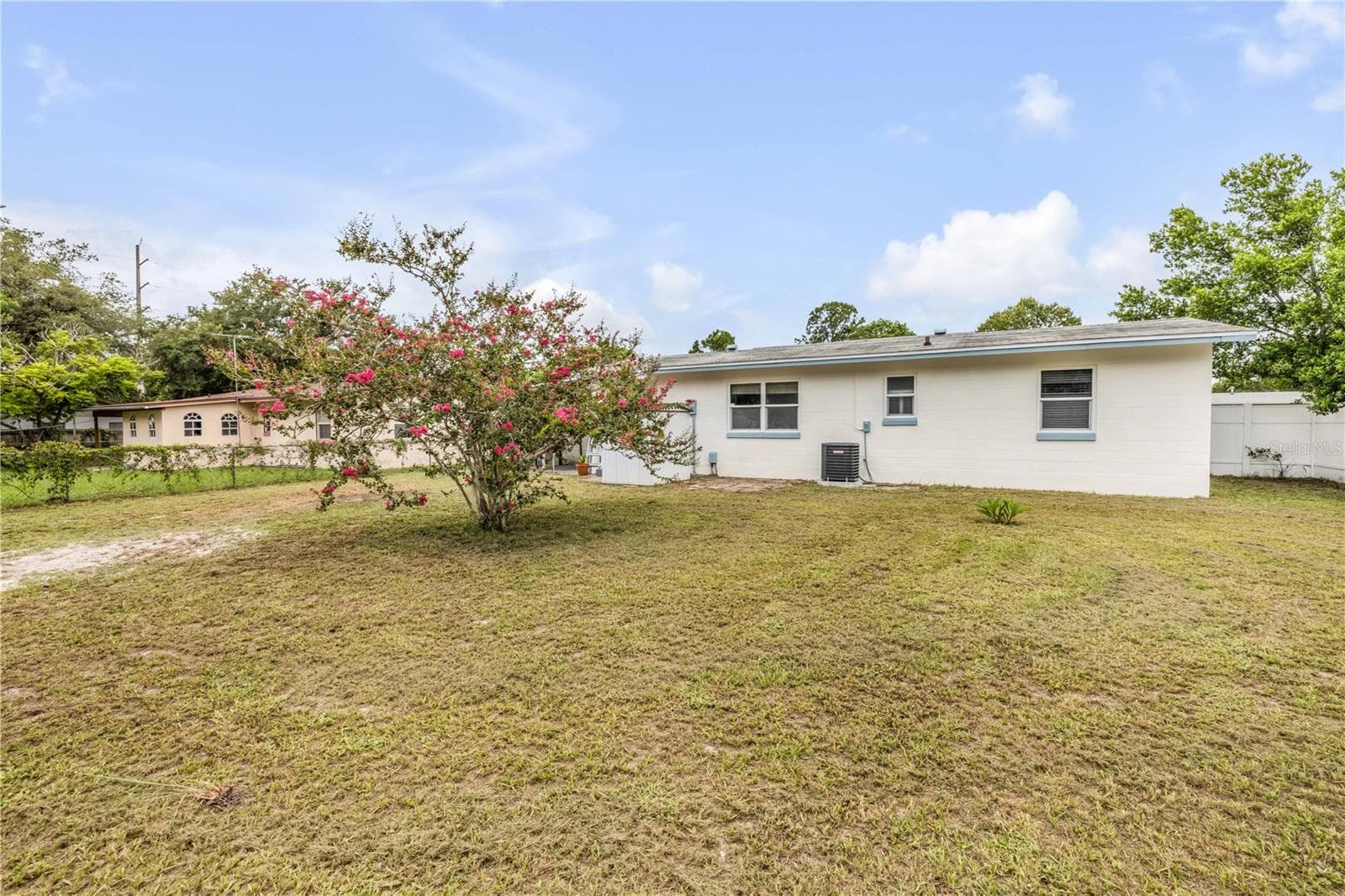 Single Family Residence at 2417 ADAMS AVE, DELTONA, photo 18 of 23