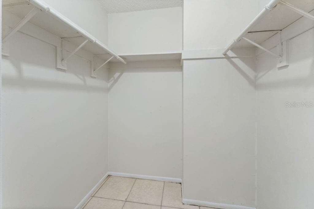 Condominium at 918 OTTO VILLA PL #9, TAMPA, photo 14 of 15