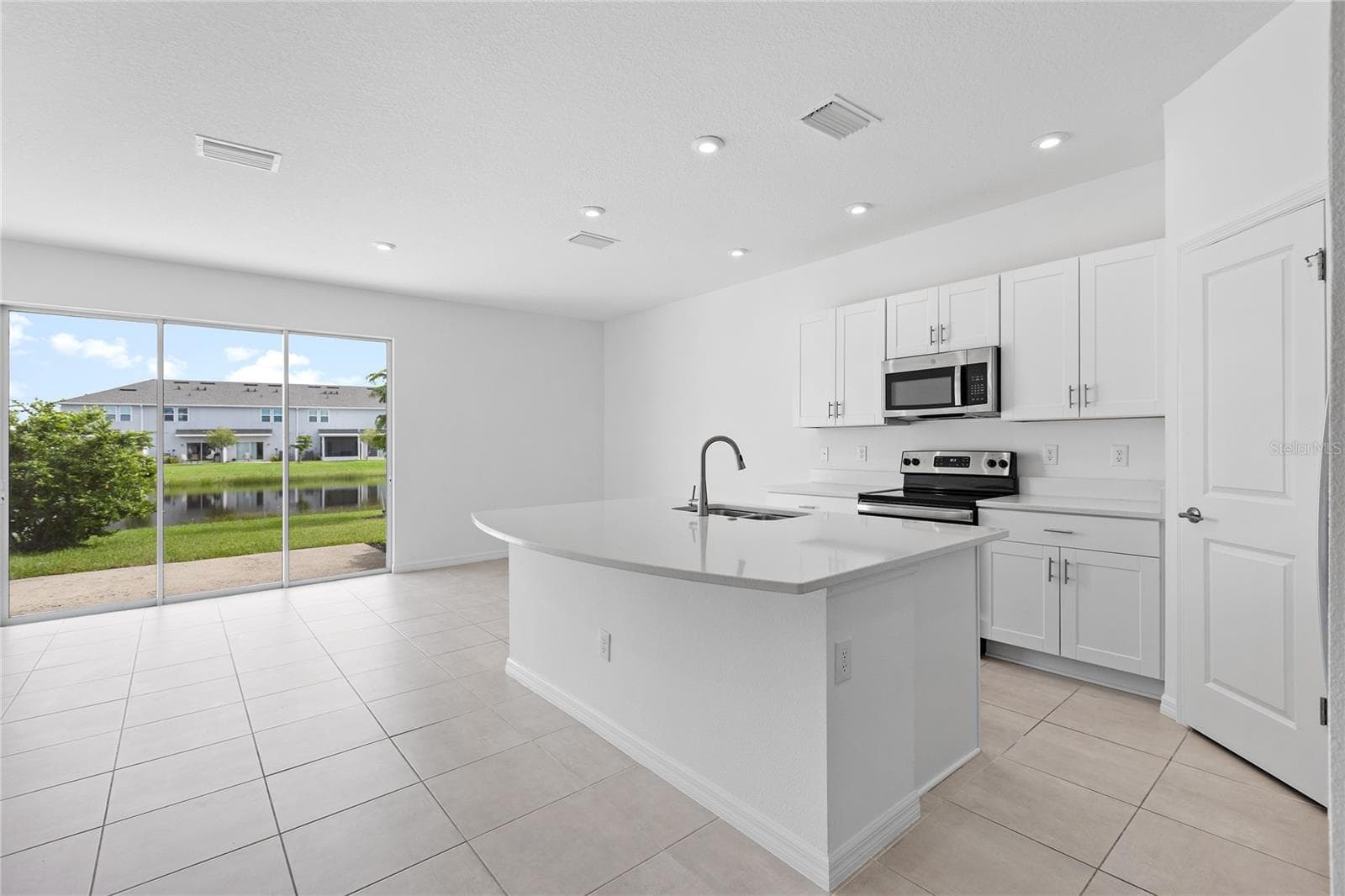 Townhouse at 5780 HAVEN TER, NOKOMIS, photo 9 of 60