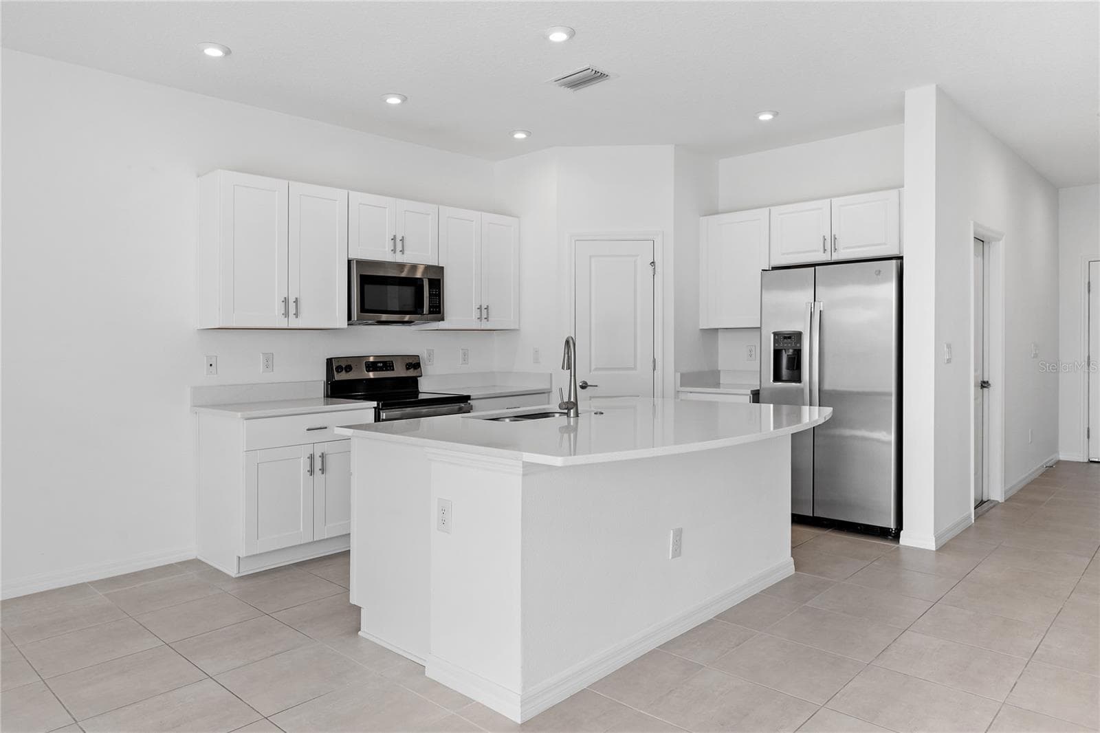 Townhouse at 5780 HAVEN TER, NOKOMIS, photo 11 of 60
