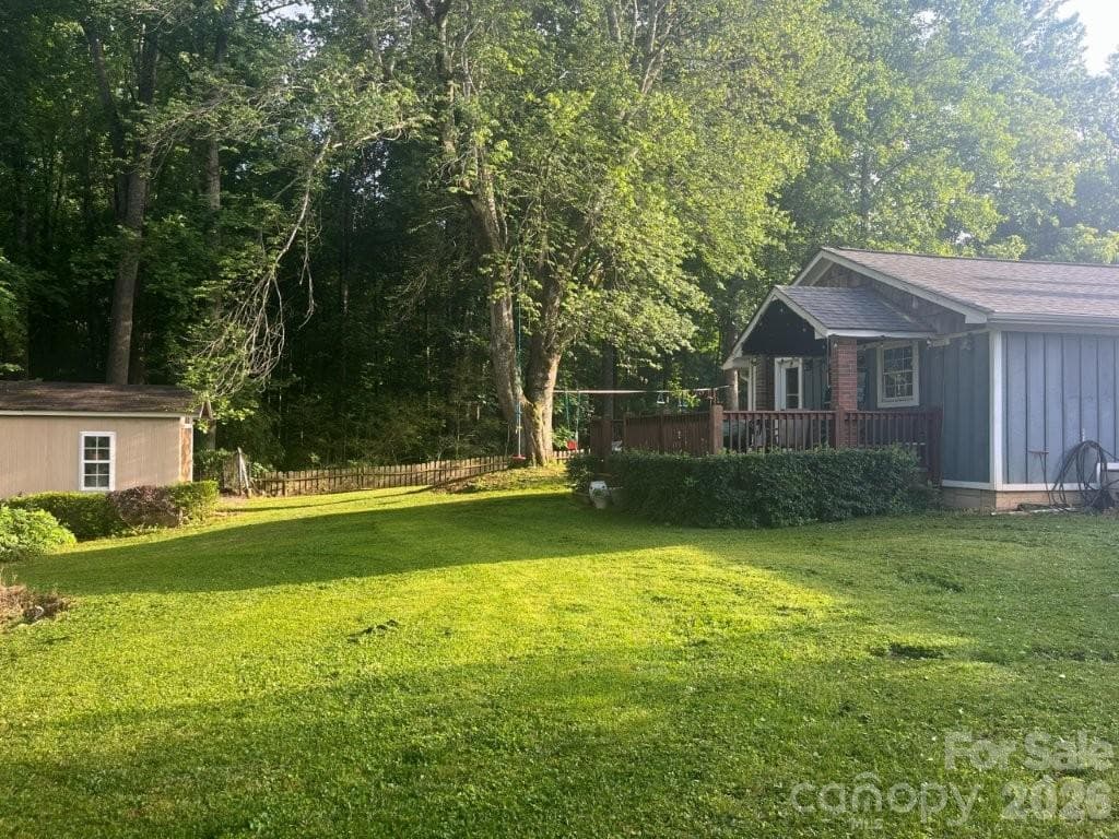 Single Family Residence at 325 Ewbank Road, Etowah, photo 31 of 34