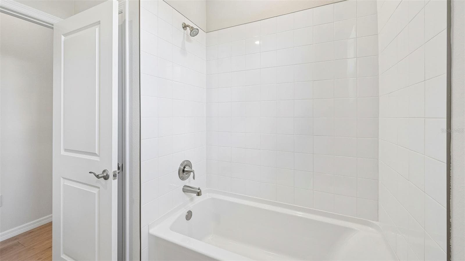 Villa at 18330 TAVERNSIDE TRL, LAKEWOOD RANCH, photo 25 of 52
