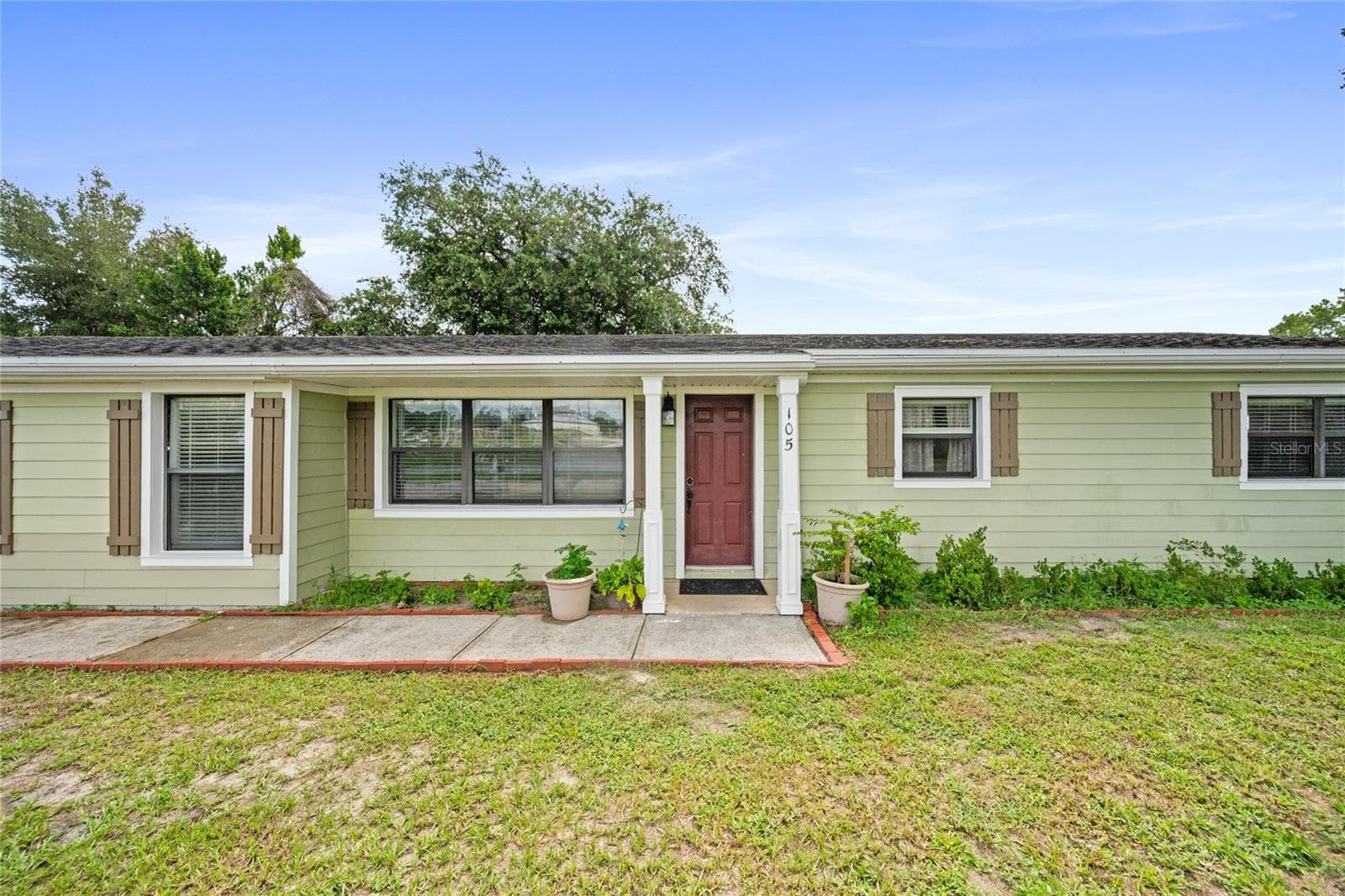 Single Family Residence at 105 MIRROR DR, SANFORD, photo 3 of 36