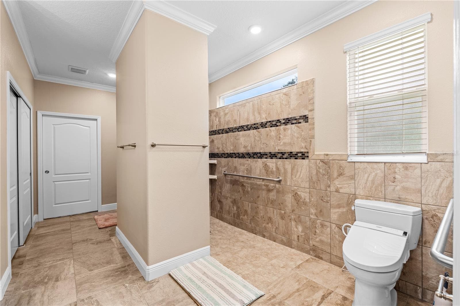 Single Family Residence at 4419 BENT CREEK LN, LEESBURG, photo 15 of 42