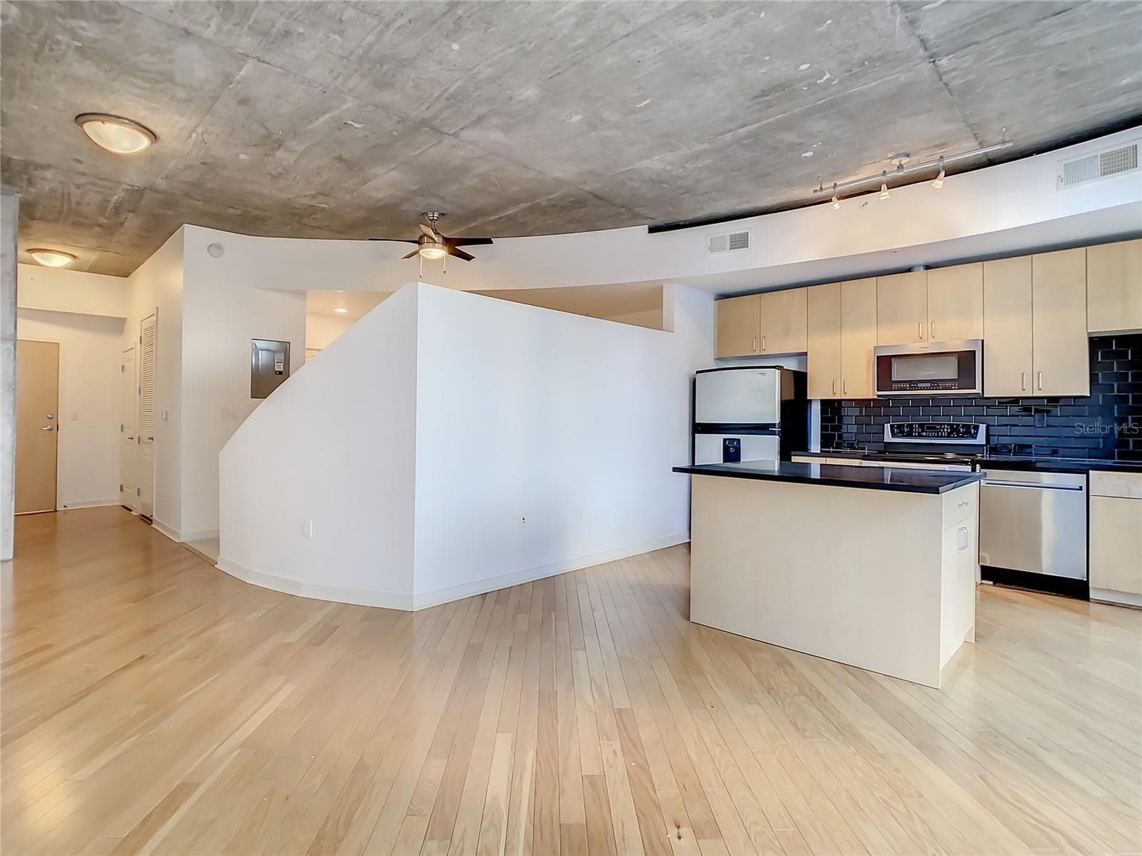 Condominium at 155 S COURT AVE #1106, ORLANDO, photo 22 of 35
