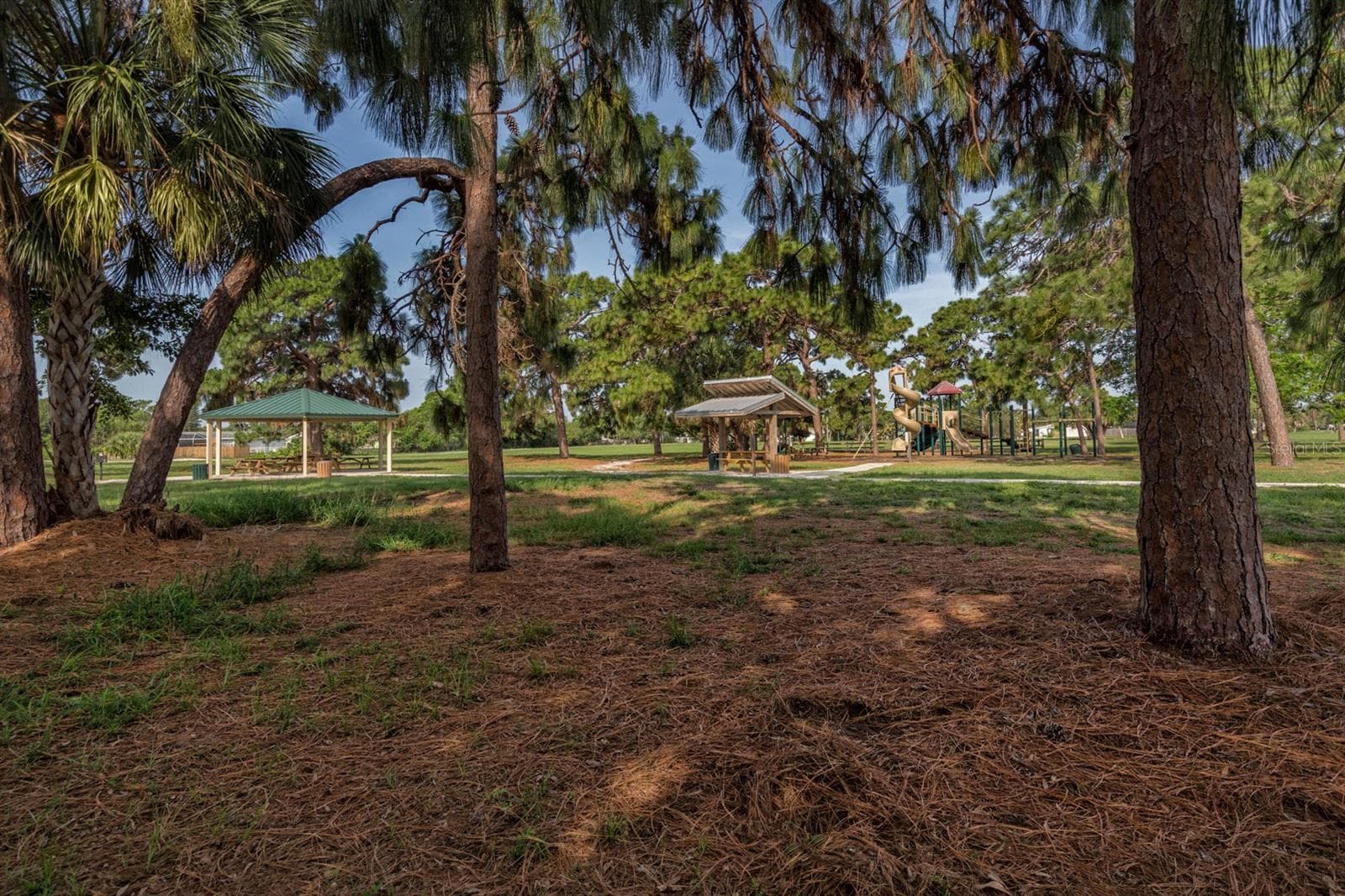 Single Family Residence at 424 CENTER RD, VENICE, photo 55 of 67