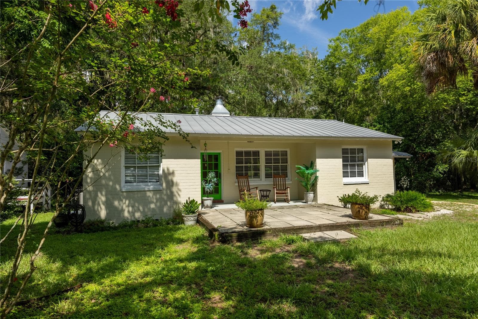 Single Family Residence at 434 NW 25TH ST, GAINESVILLE, photo 6 of 37