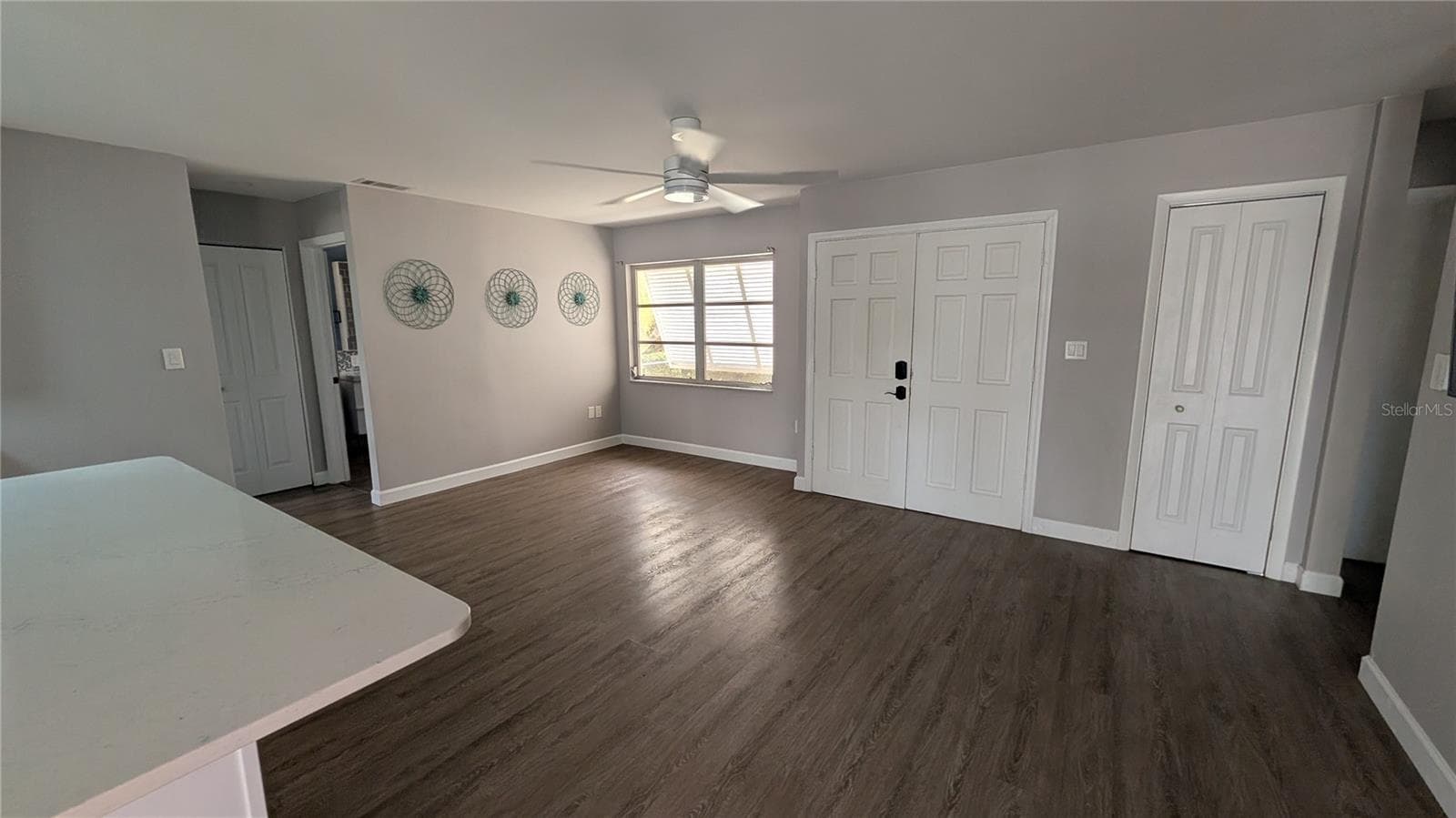 Single Family Residence at 1406 S VENICE BLVD, VENICE, photo 3 of 29