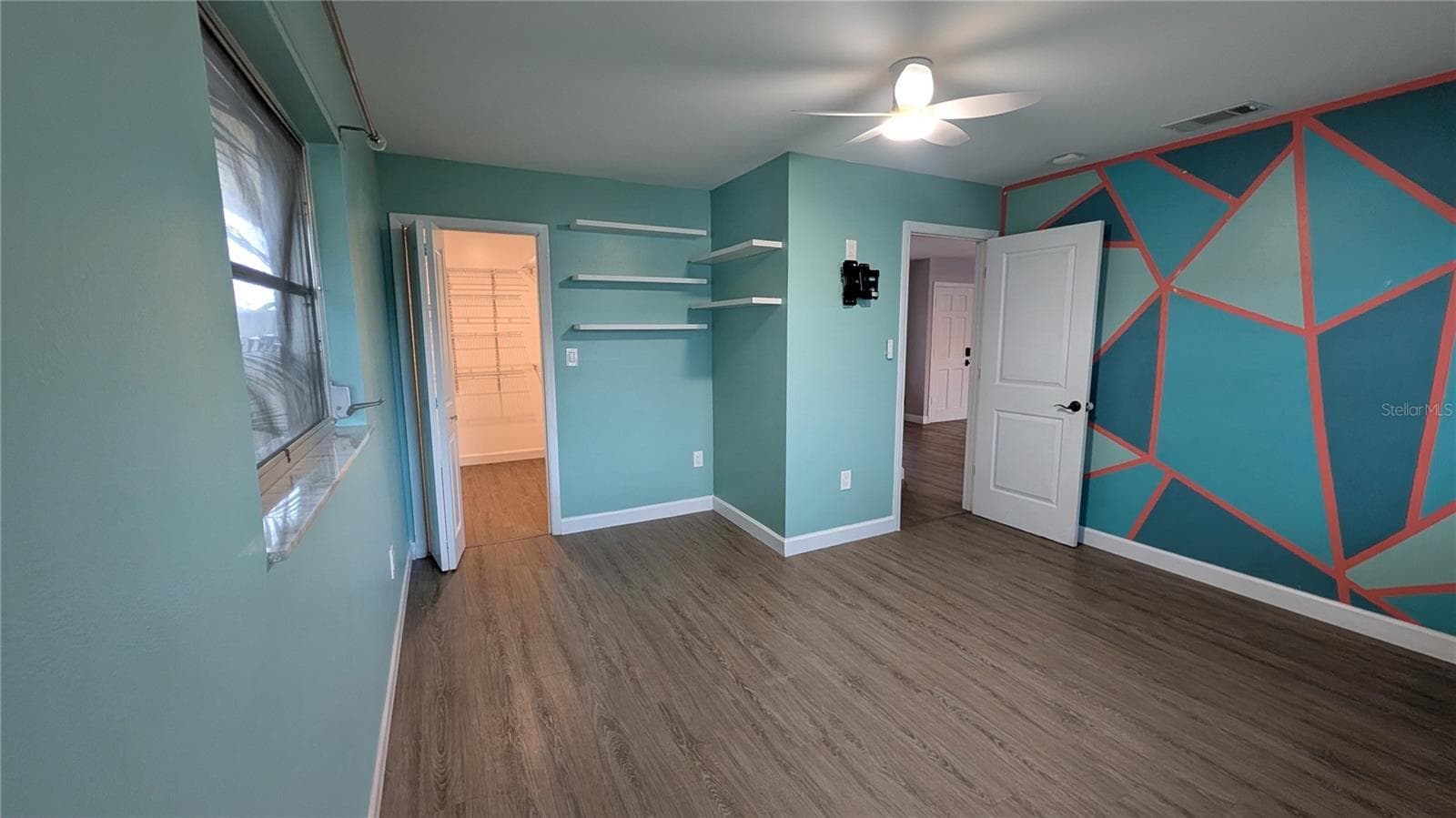 Guest bedroom - 1406 S VENICE BLVD, VENICE