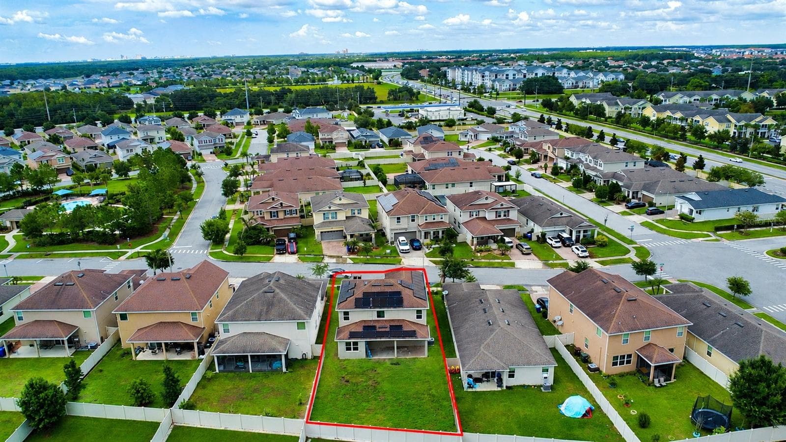 Single Family Residence at 3430 CANVAS ST, KISSIMMEE, photo 2 of 53