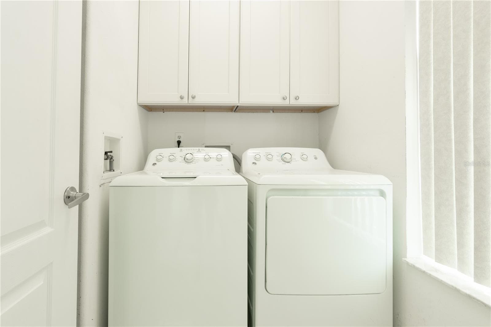 Laundry room (off of kitchen) - 8345 TRILLIUM RD, FORT MYERS