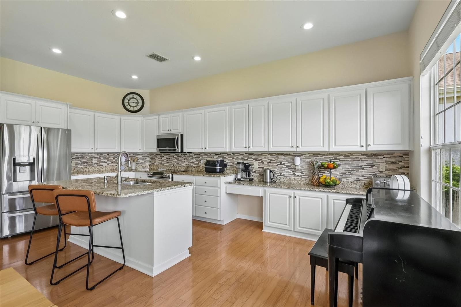 Single Family Residence at 3050 SHOAL CREEK VILLAGE DR, LAKELAND, photo 20 of 59
