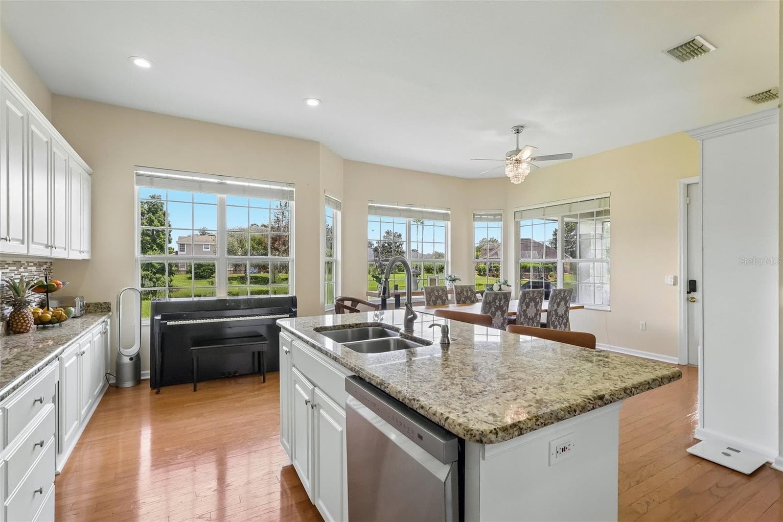 Single Family Residence at 3050 SHOAL CREEK VILLAGE DR, LAKELAND, photo 22 of 59
