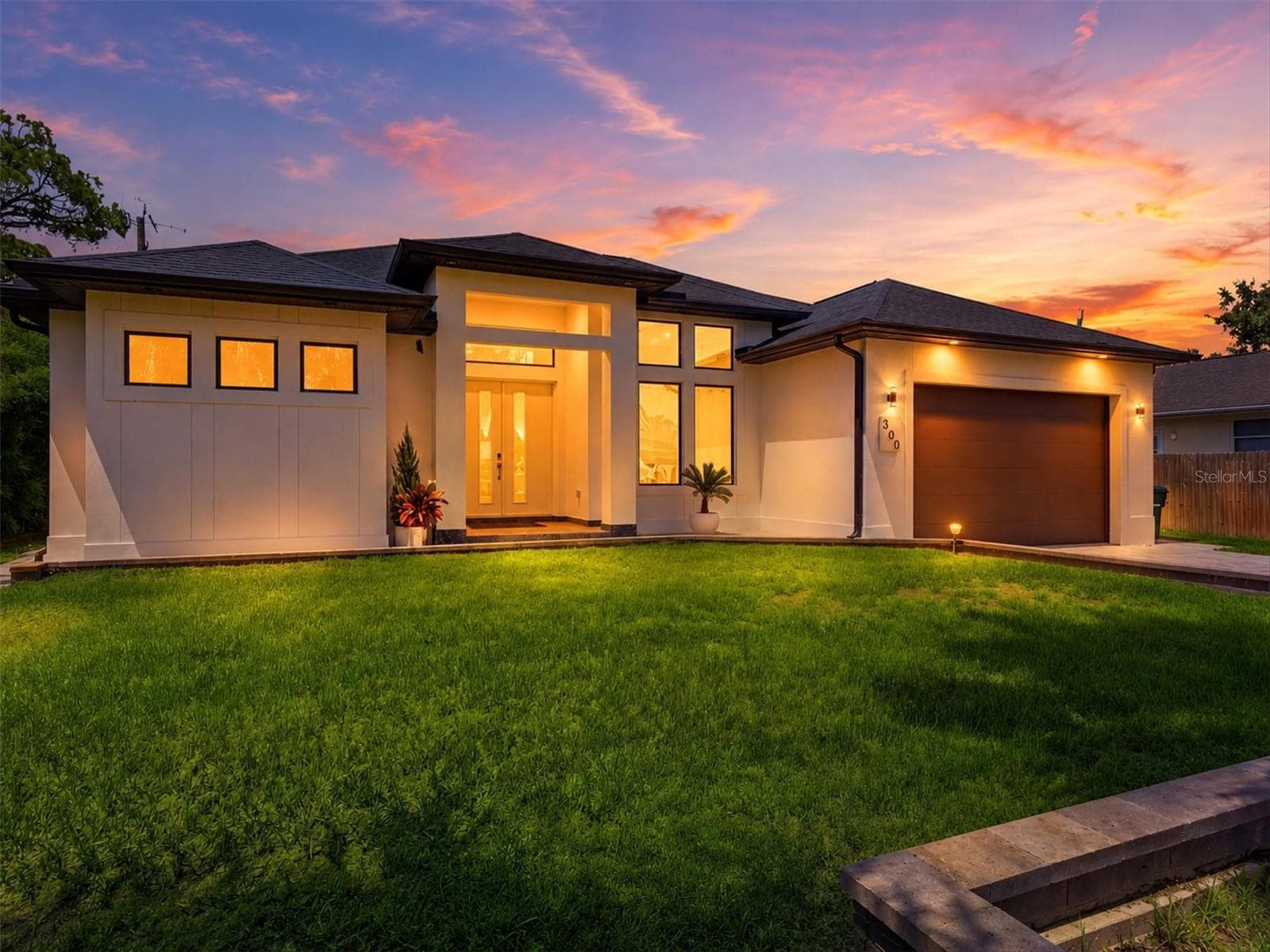Single Family Residence at 380 COWRY RD, VENICE, photo 2 of 58