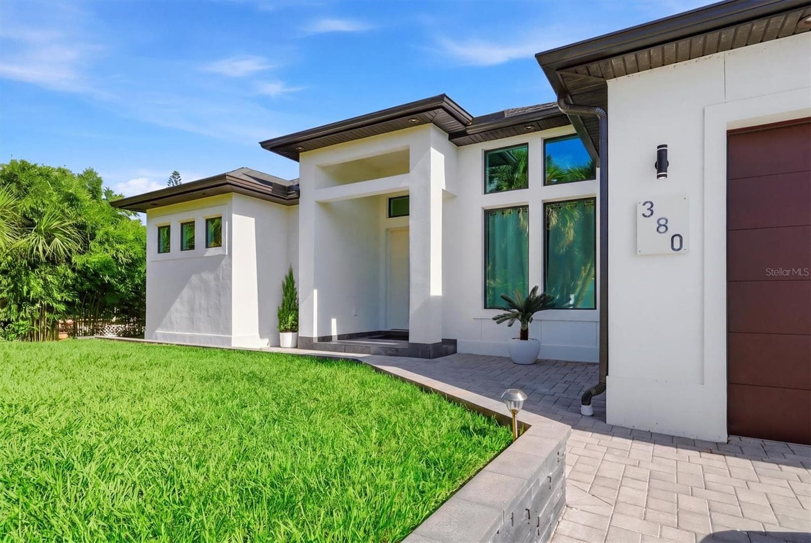 Single Family Residence at 380 COWRY RD, VENICE, photo 8 of 58