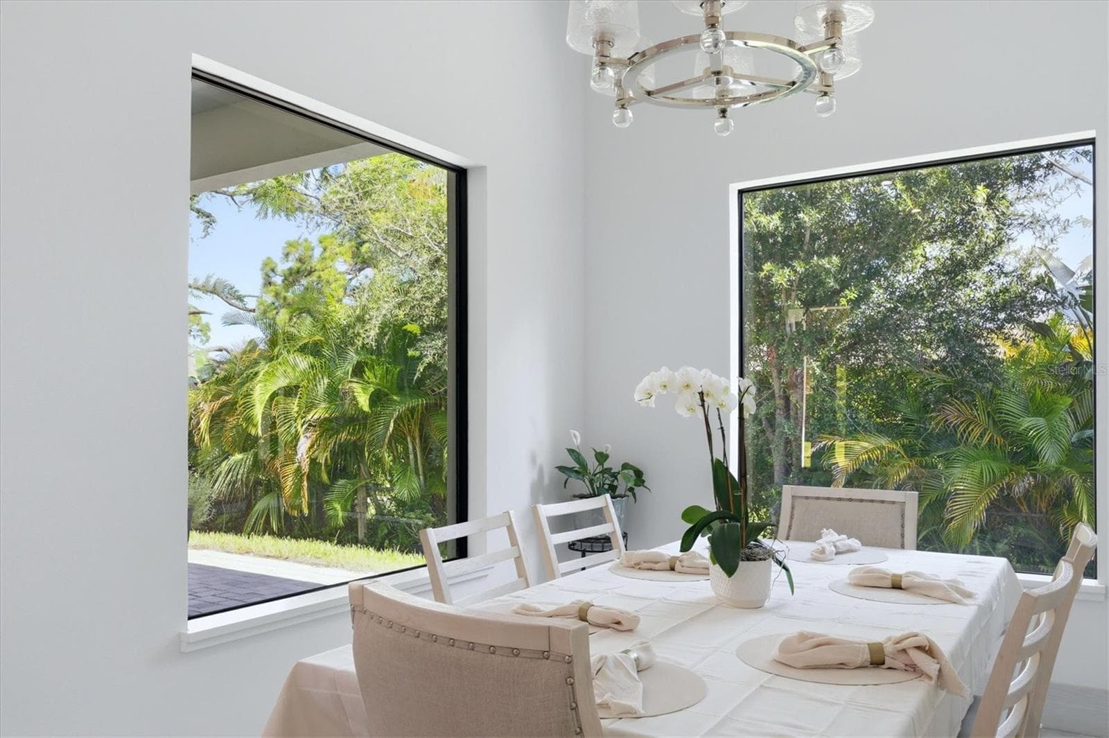 Single Family Residence at 380 COWRY RD, VENICE, photo 24 of 58