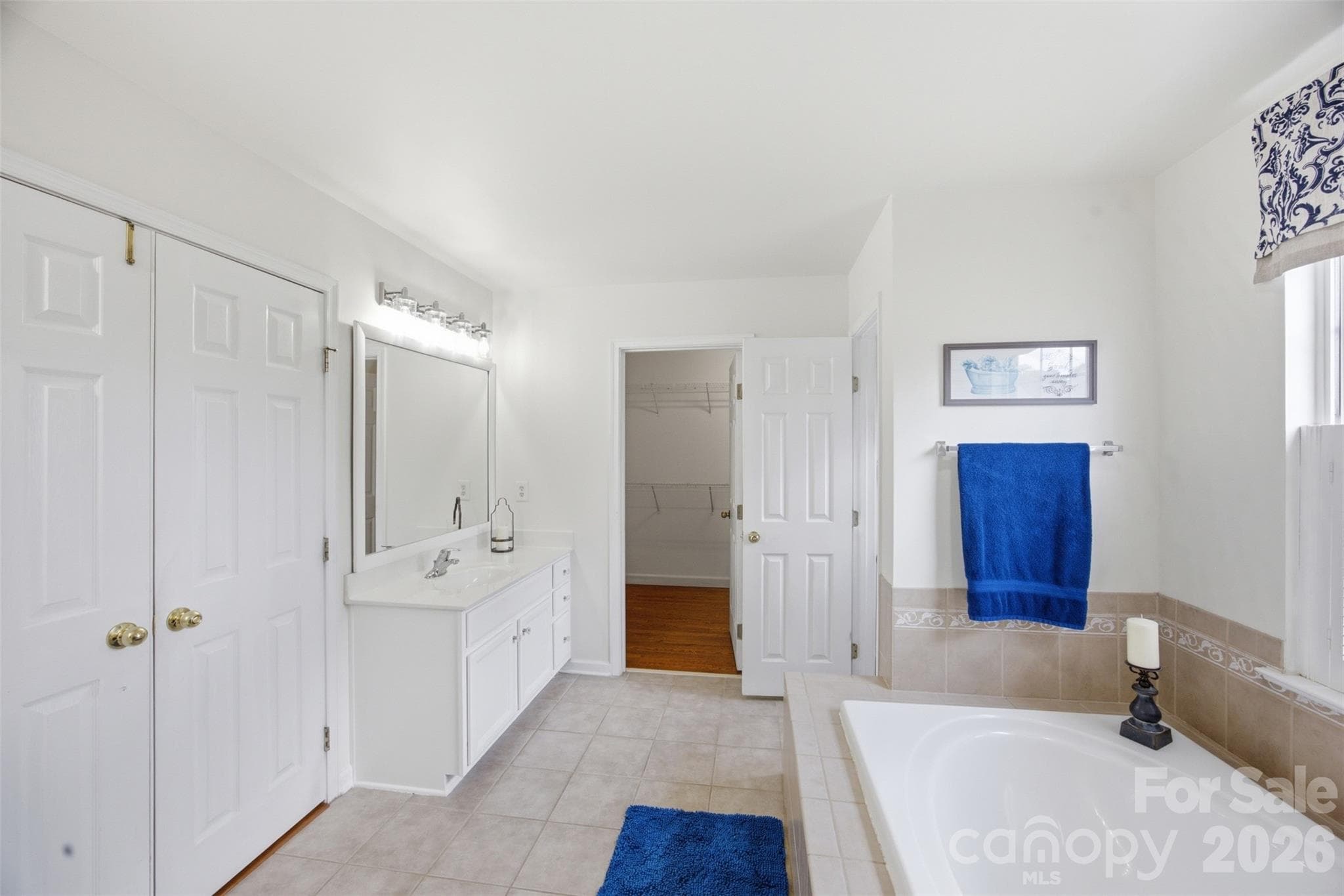 Single Family Residence at 221 Nixon Road, Belmont, photo 19 of 48