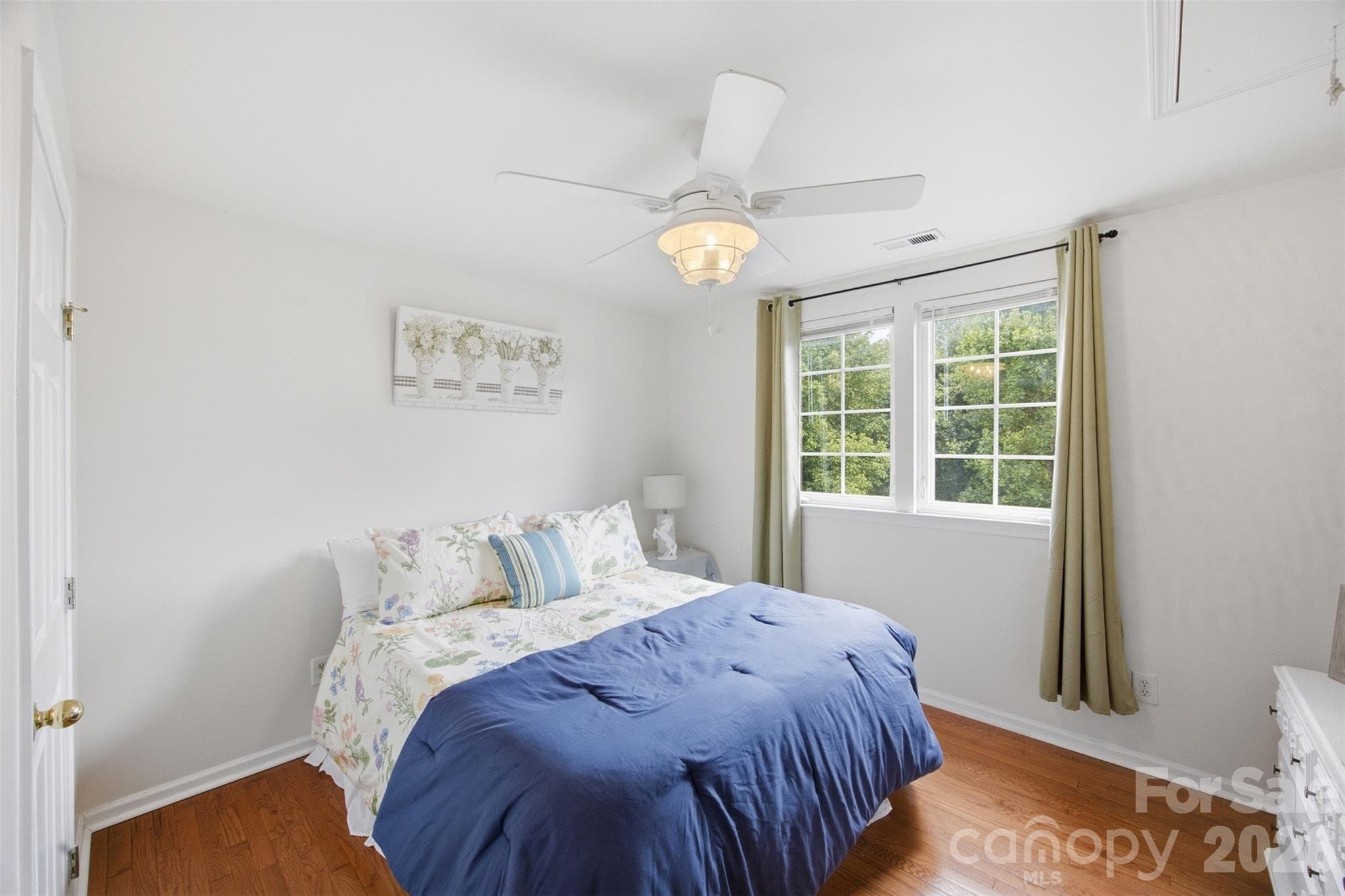 Single Family Residence at 221 Nixon Road, Belmont, photo 21 of 48