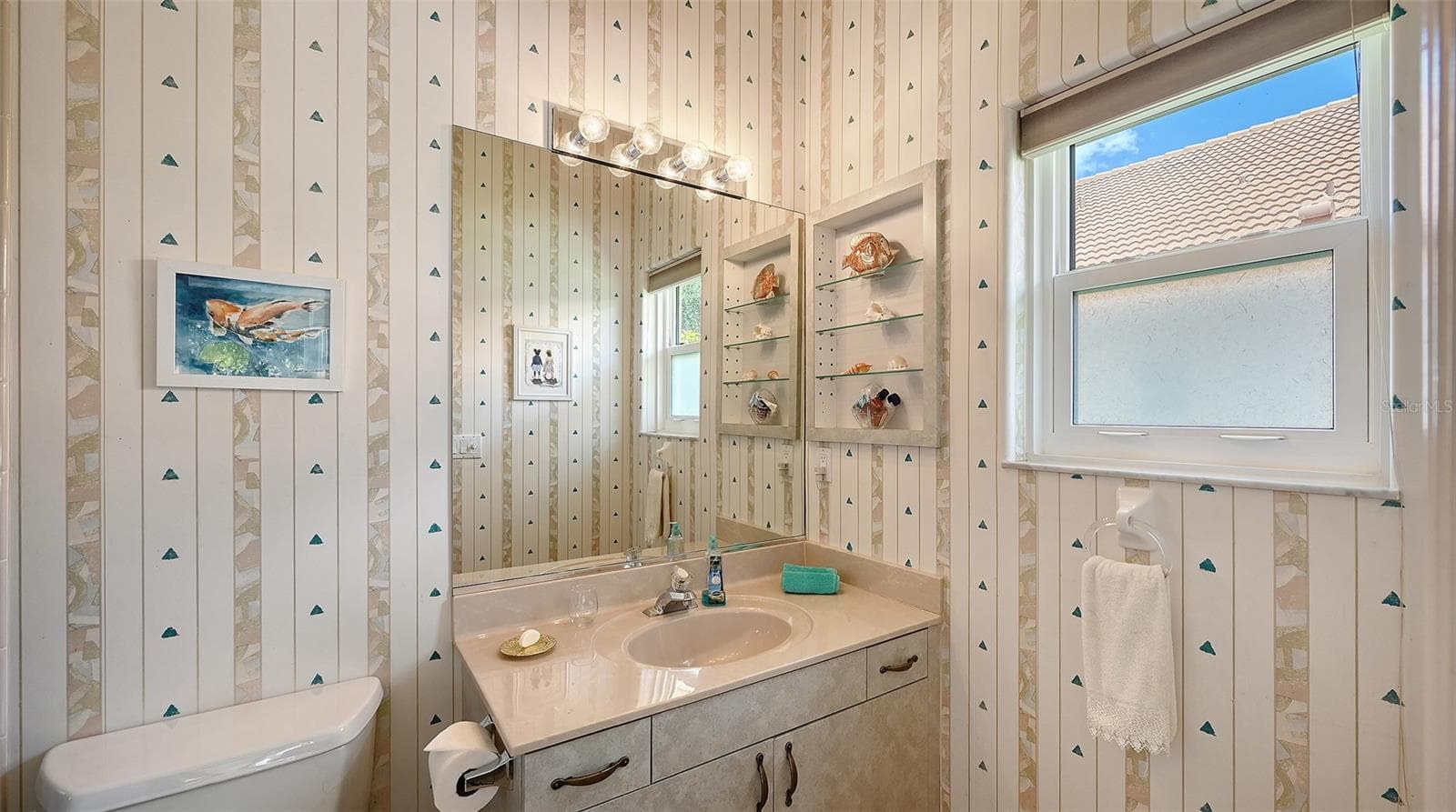 Single Family Residence at 5476 GOLF POINTE DR, SARASOTA, photo 34 of 74