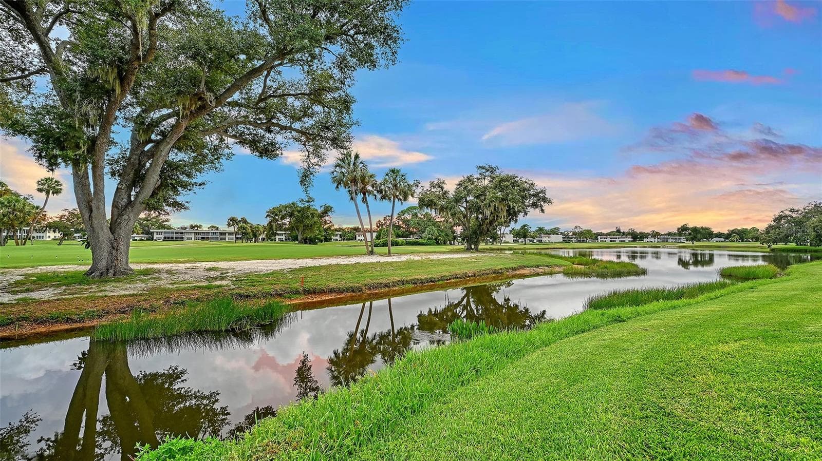 Single Family Residence at 5476 GOLF POINTE DR, SARASOTA, photo 59 of 74