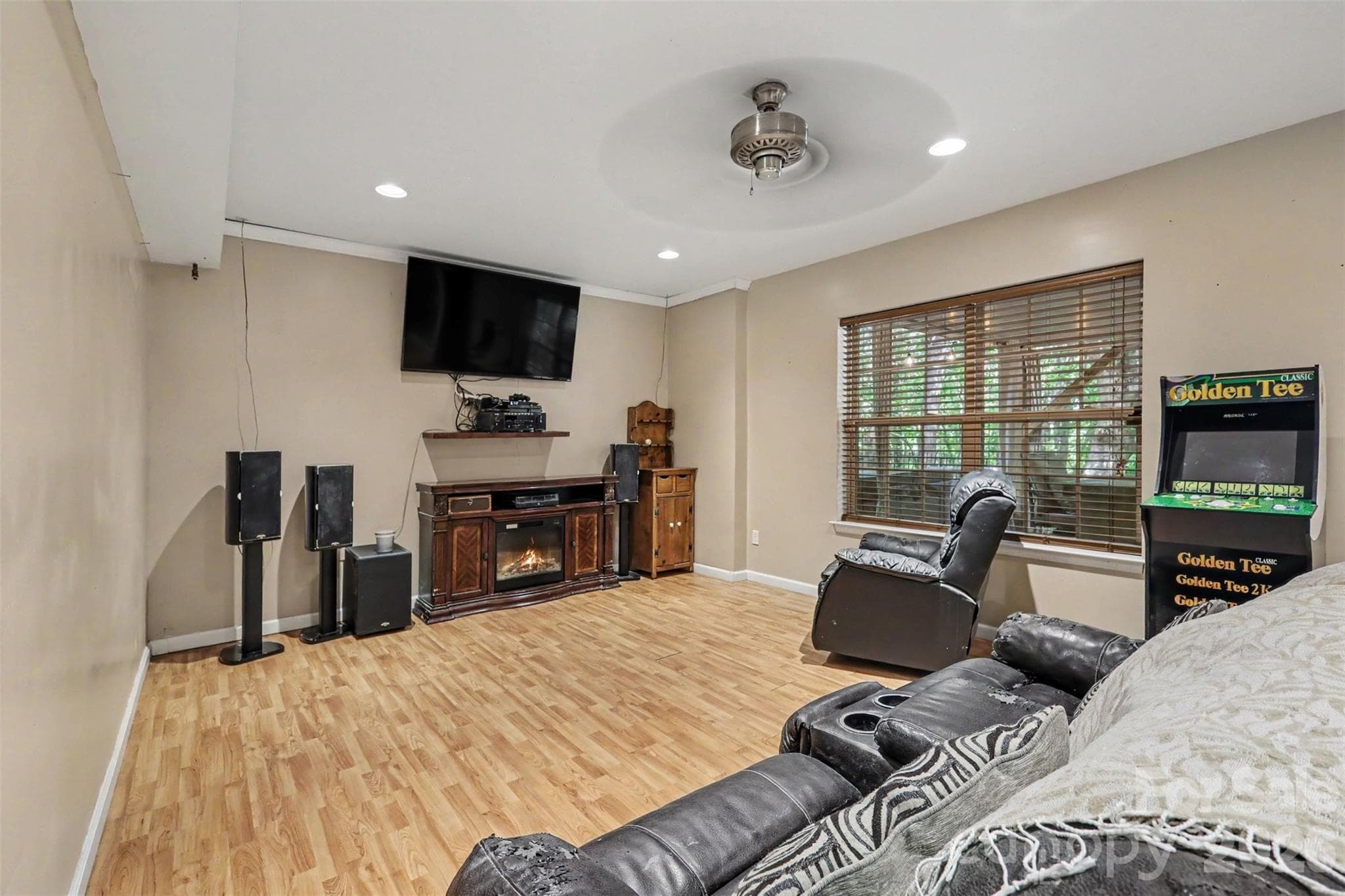 Single Family Residence at 7218 Cascading Pines Drive, Fort Mill, photo 26 of 38