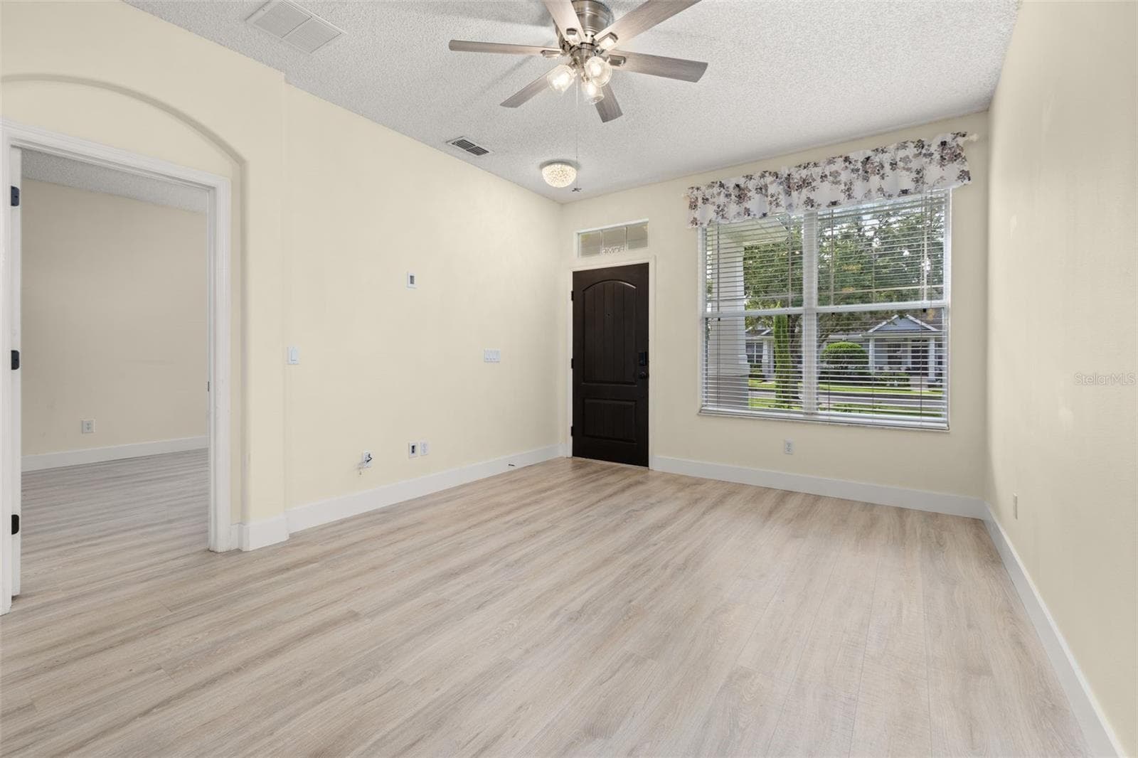 Townhouse at 14623 SWEET ACACIA DR, ORLANDO, photo 14 of 74
