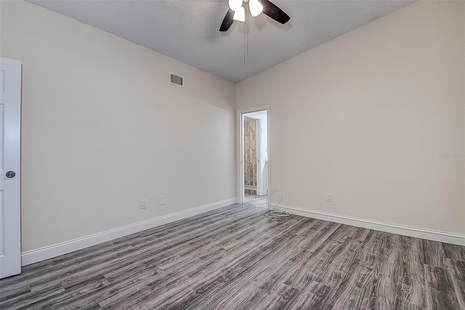 Condominium at 6334 92ND PL N #2401, PINELLAS PARK, photo 13 of 45