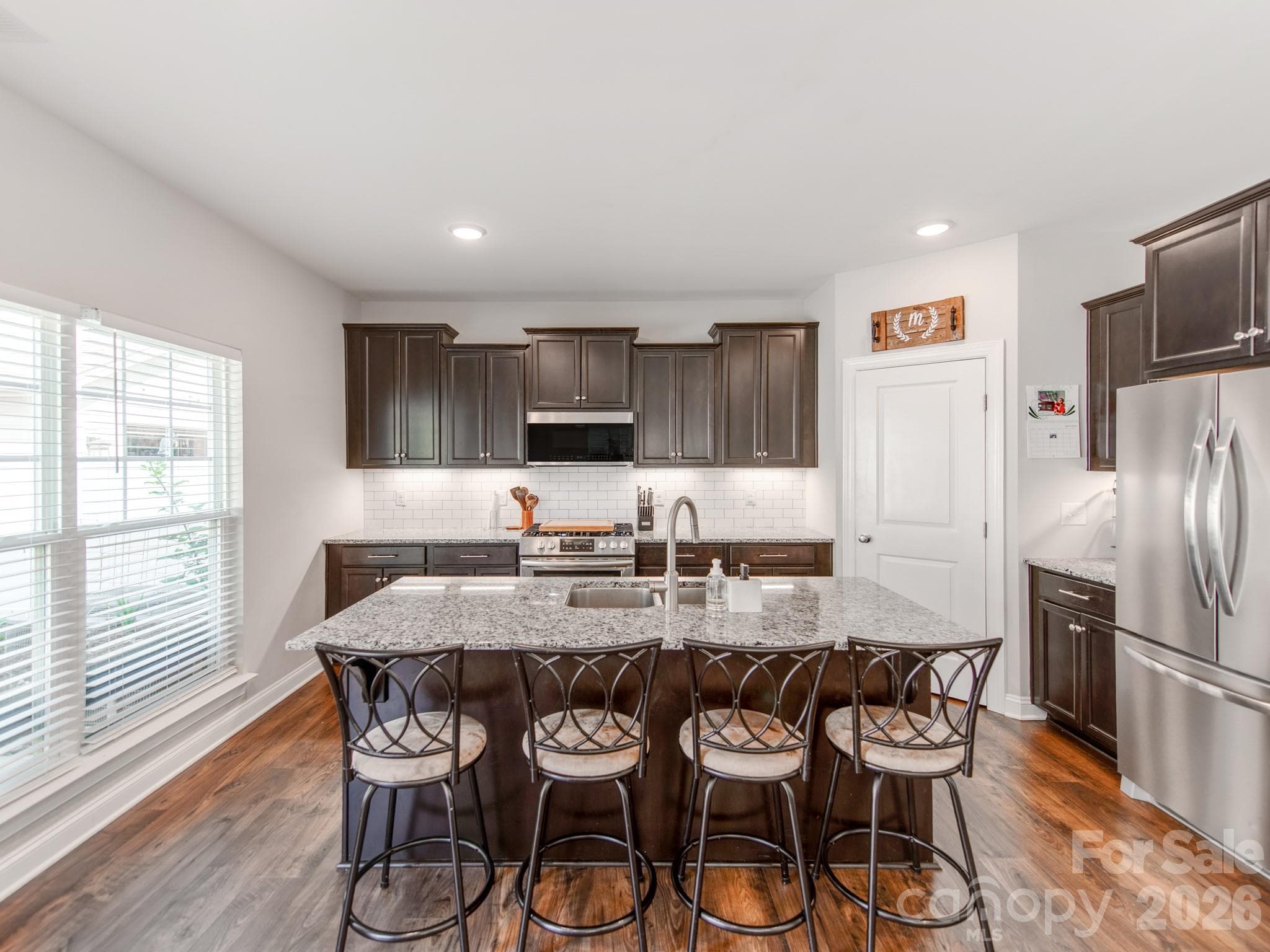 Single Family Residence at 8753 Aspinwall Drive, Charlotte, photo 11 of 35