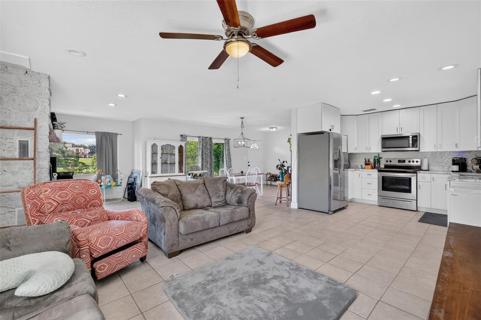 Single Family Residence at 428 RUTH ST, LONGWOOD, photo 16 of 38