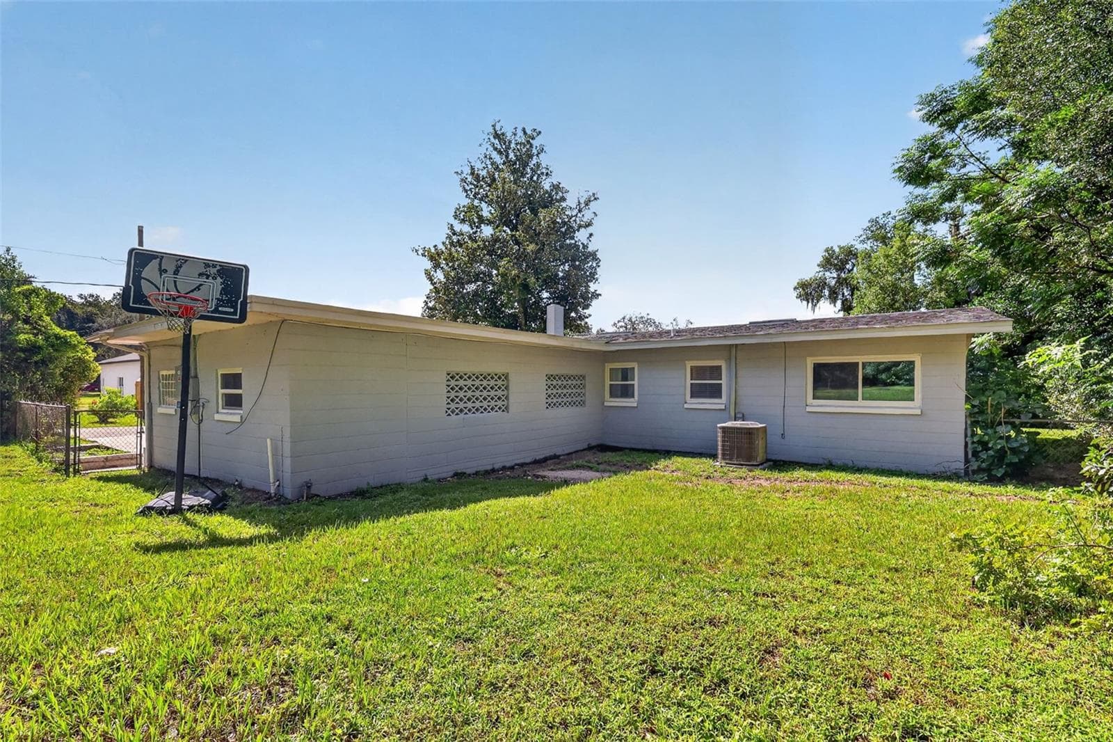 Single Family Residence at 428 RUTH ST, LONGWOOD, photo 29 of 38