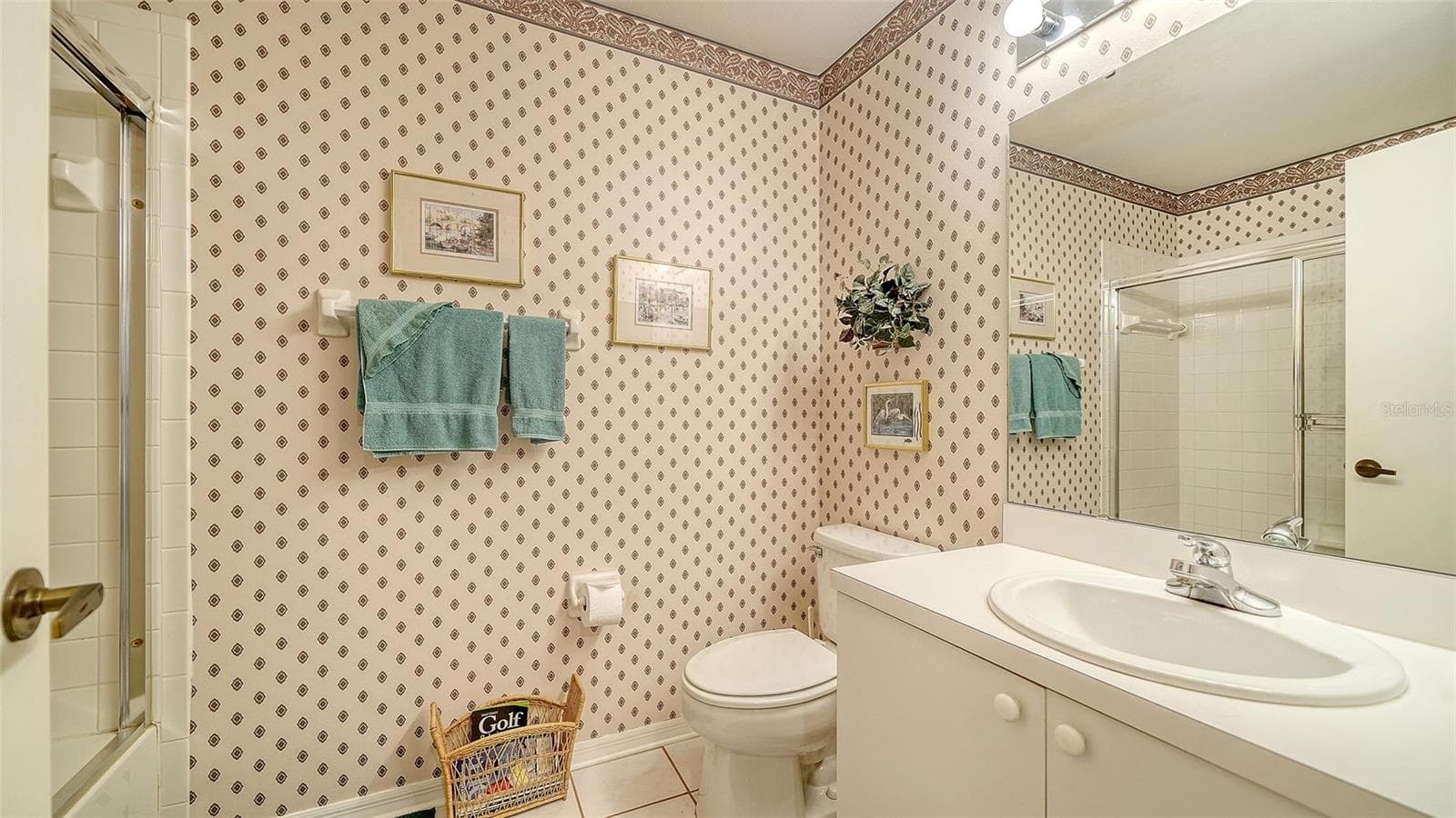 Condominium at 9330 CLUBSIDE CIR #3306, SARASOTA, photo 19 of 59
