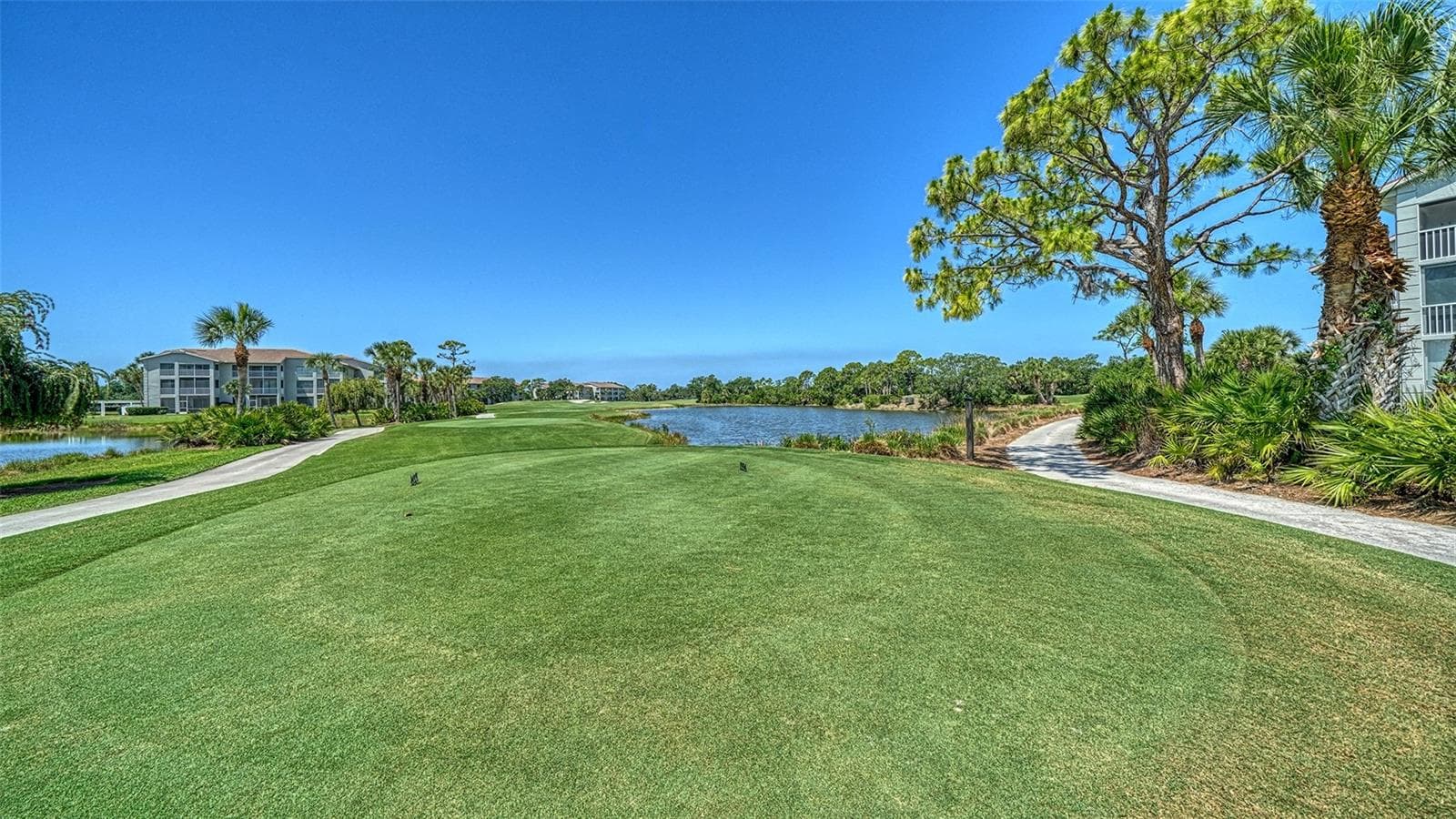 Condominium at 9330 CLUBSIDE CIR #3306, SARASOTA, photo 22 of 59