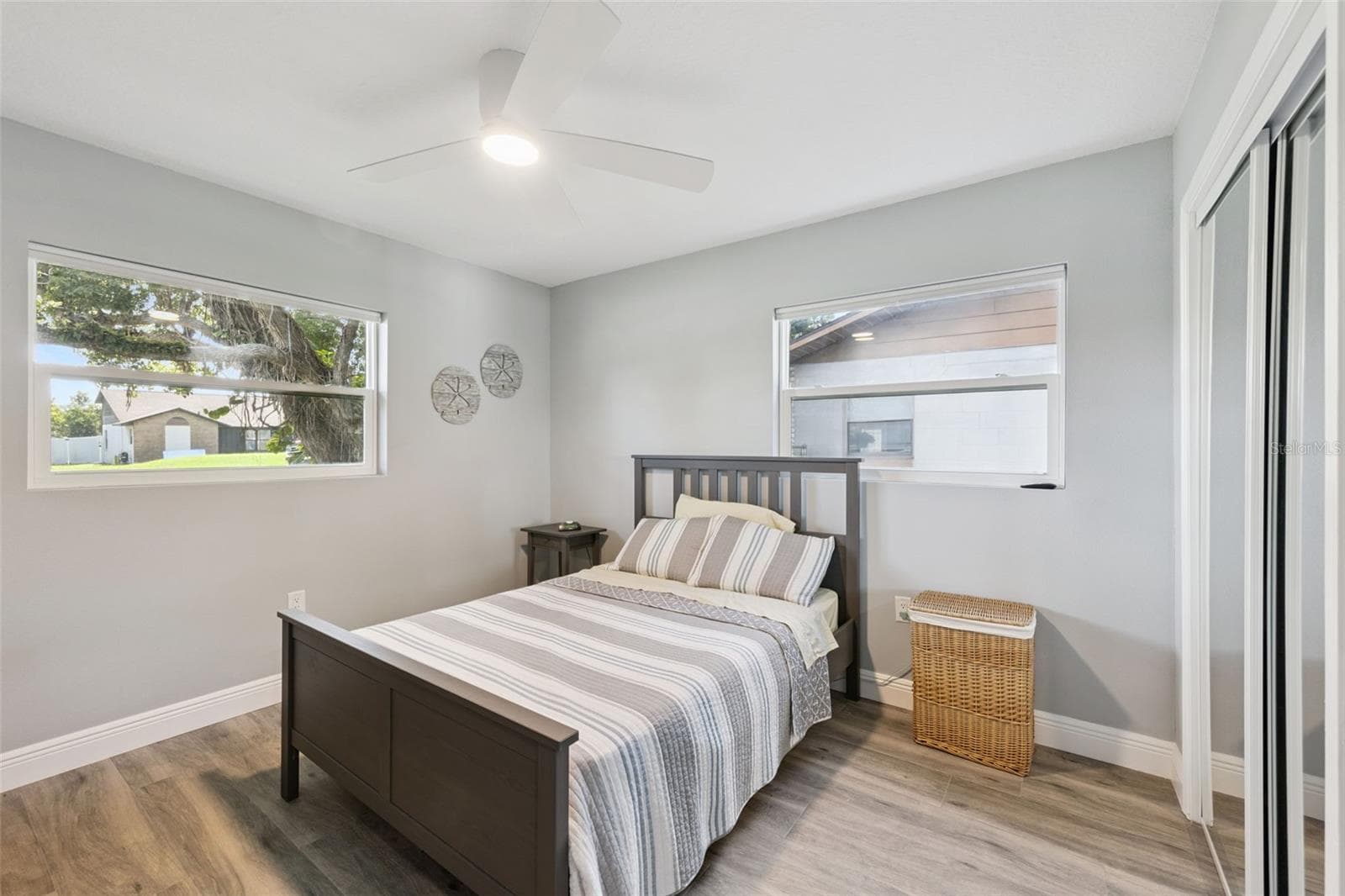Single Family Residence at 27821 LOIS DR, TAVARES, photo 17 of 51