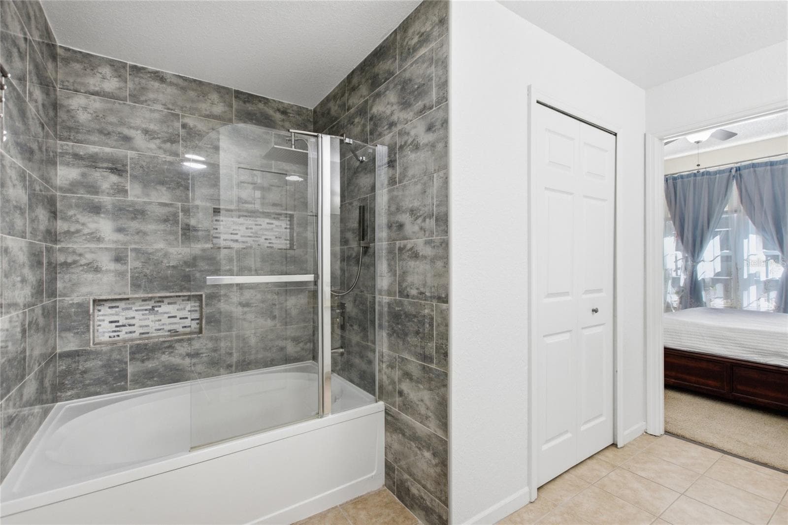 Condominium at 13037 MULBERRY PARK DR #518, ORLANDO, photo 15 of 38