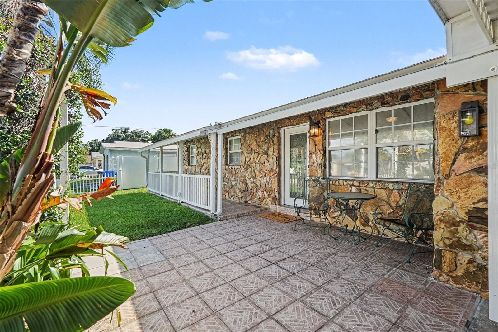 Single Family Residence at 6006 N HUBERT AVE, TAMPA, photo 4 of 29