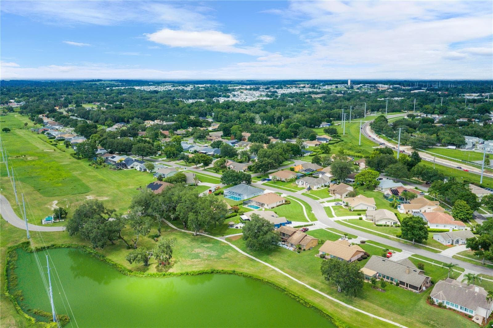 Single Family Residence at 6412 LAURELWOOD DR, ZEPHYRHILLS, photo 4 of 55
