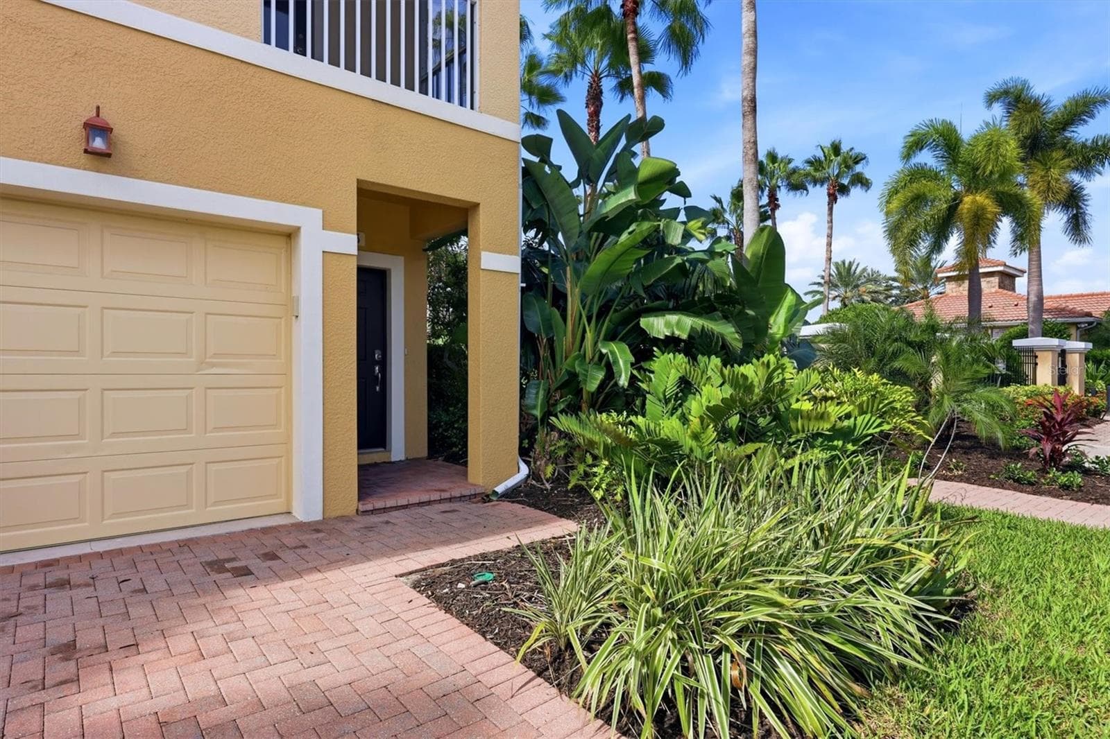 1 Car Garage - 8098 MOONSTONE DR #17-203, SARASOTA