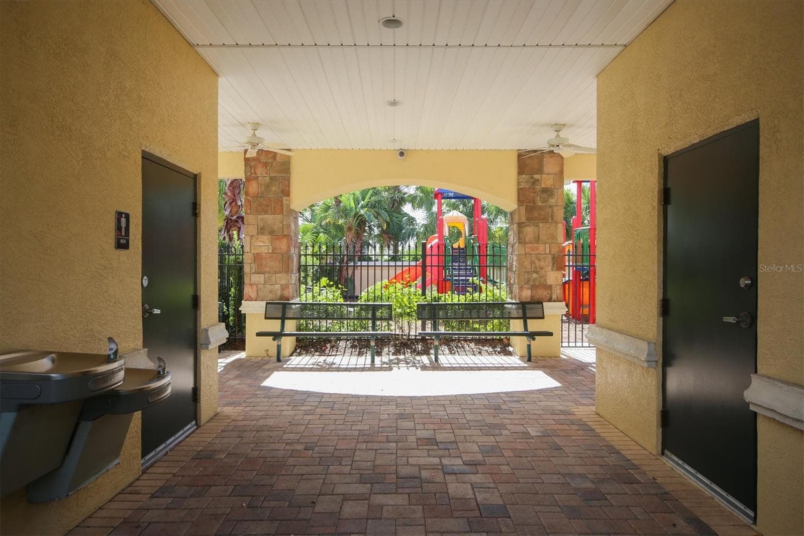 Condominium at 8098 MOONSTONE DR #17-203, SARASOTA, photo 43 of 50