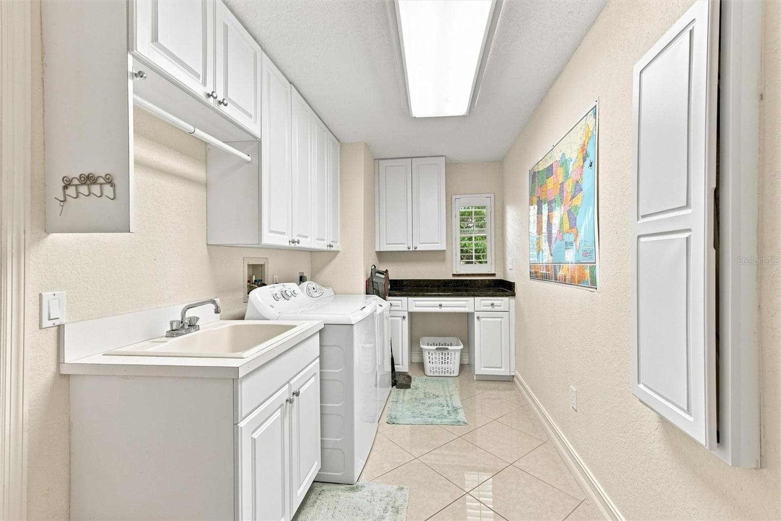 Single Family Residence at 317 SALVADOR DR, PUNTA GORDA, photo 24 of 77