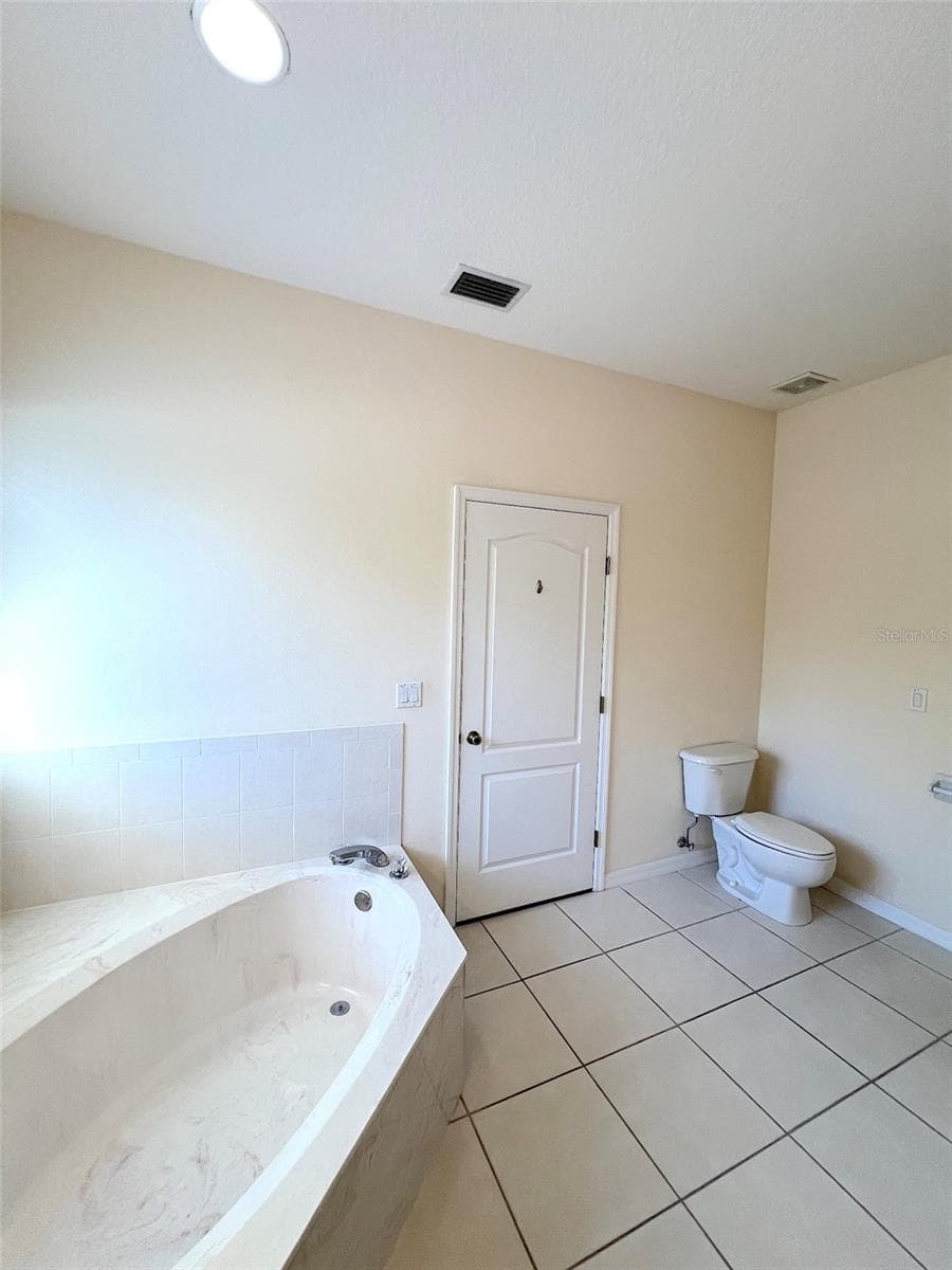 Single Family Residence at 16 ZORLOU CT, PALM COAST, photo 24 of 42