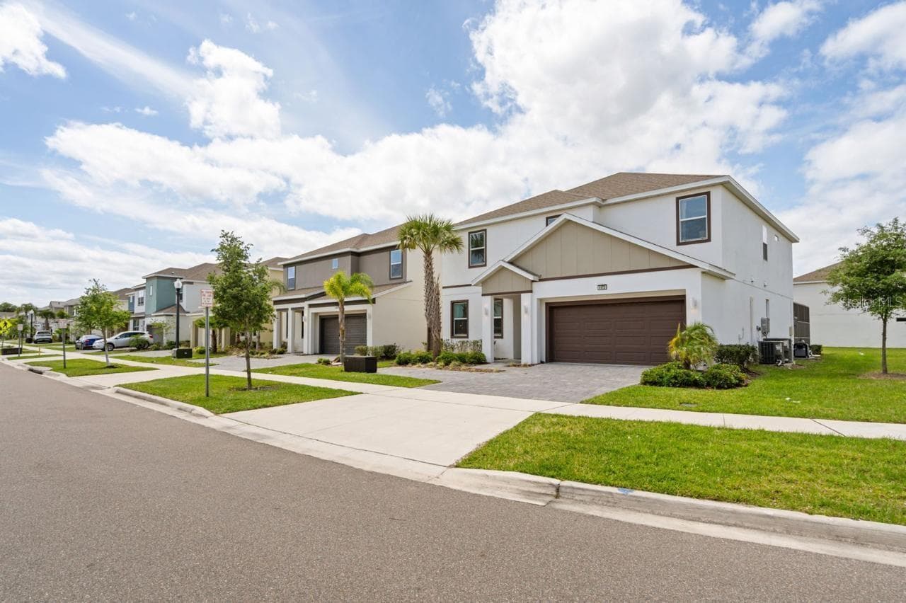 Single Family Residence at 4472 MONADO DR, KISSIMMEE, photo 2 of 48