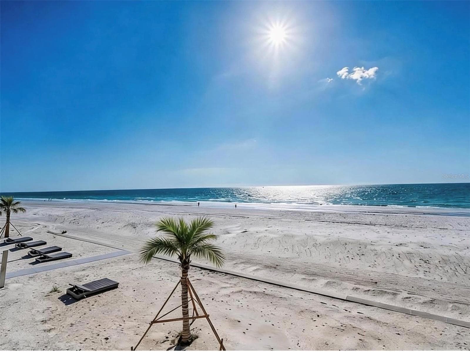 Get your steps in on the sugar-sand beaches of the Gulf. - 1660 GULF BLVD #PH1, CLEARWATER BEACH
