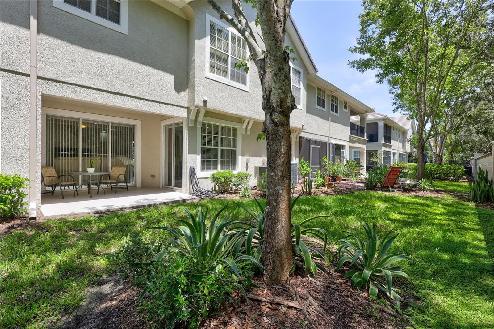 Townhouse at 14511 MIRABELLE VISTA CIR, TAMPA, photo 34 of 46