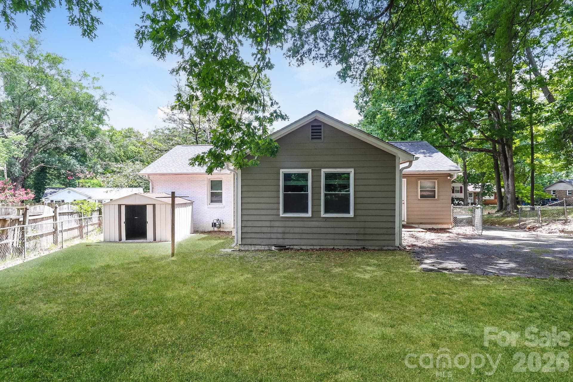 Single Family Residence at 6424 Springfield Drive, Charlotte, photo 20 of 21