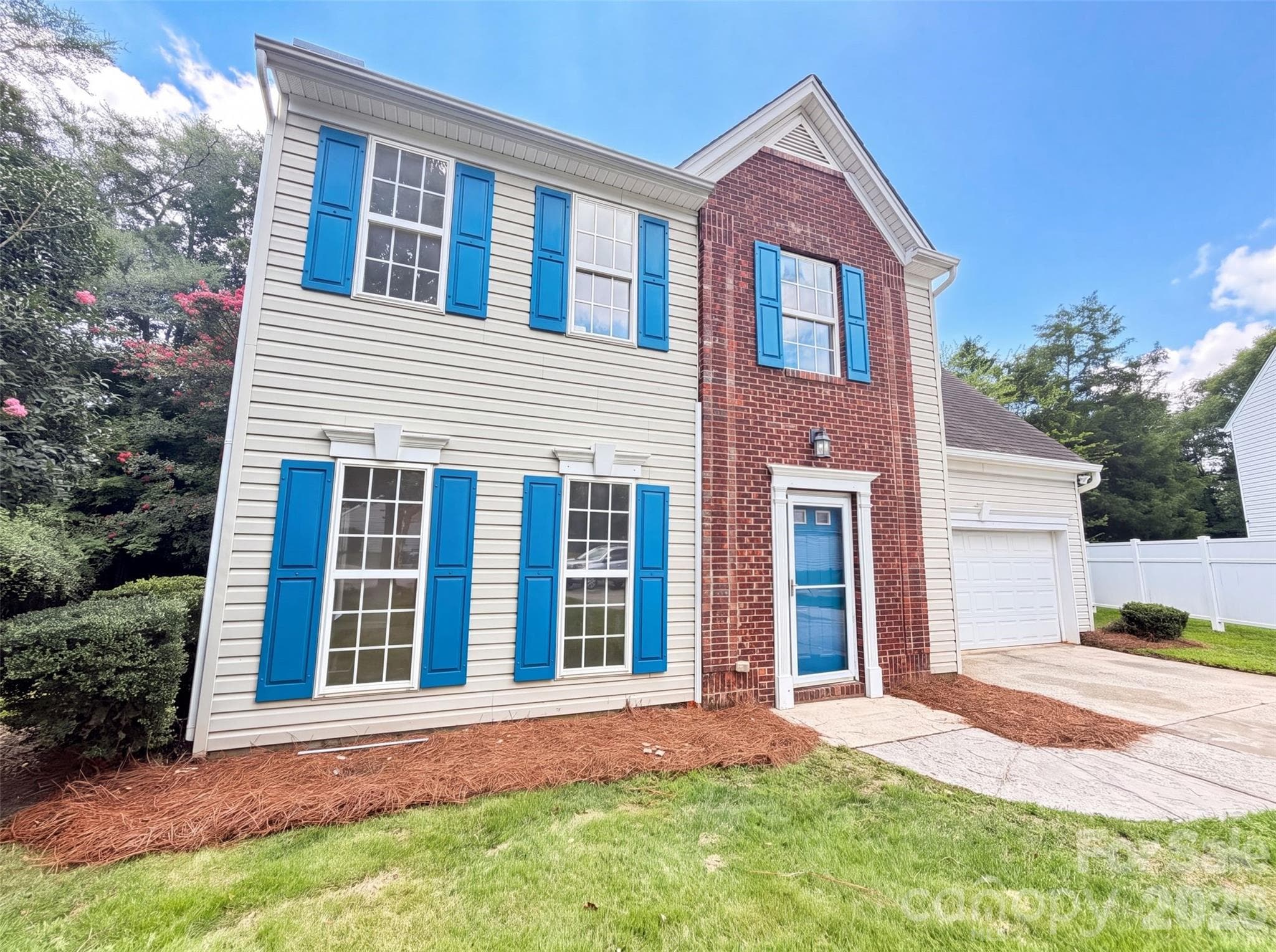 Single Family Residence at 14542 Arbor Ridge Drive, Charlotte, photo 19 of 20