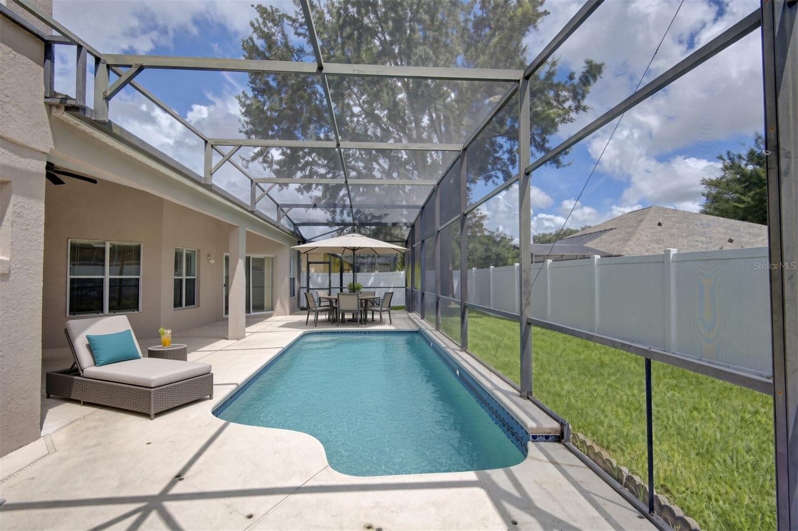 Single Family Residence at 2688 SUGAR PINE RUN, OVIEDO, photo 41 of 46
