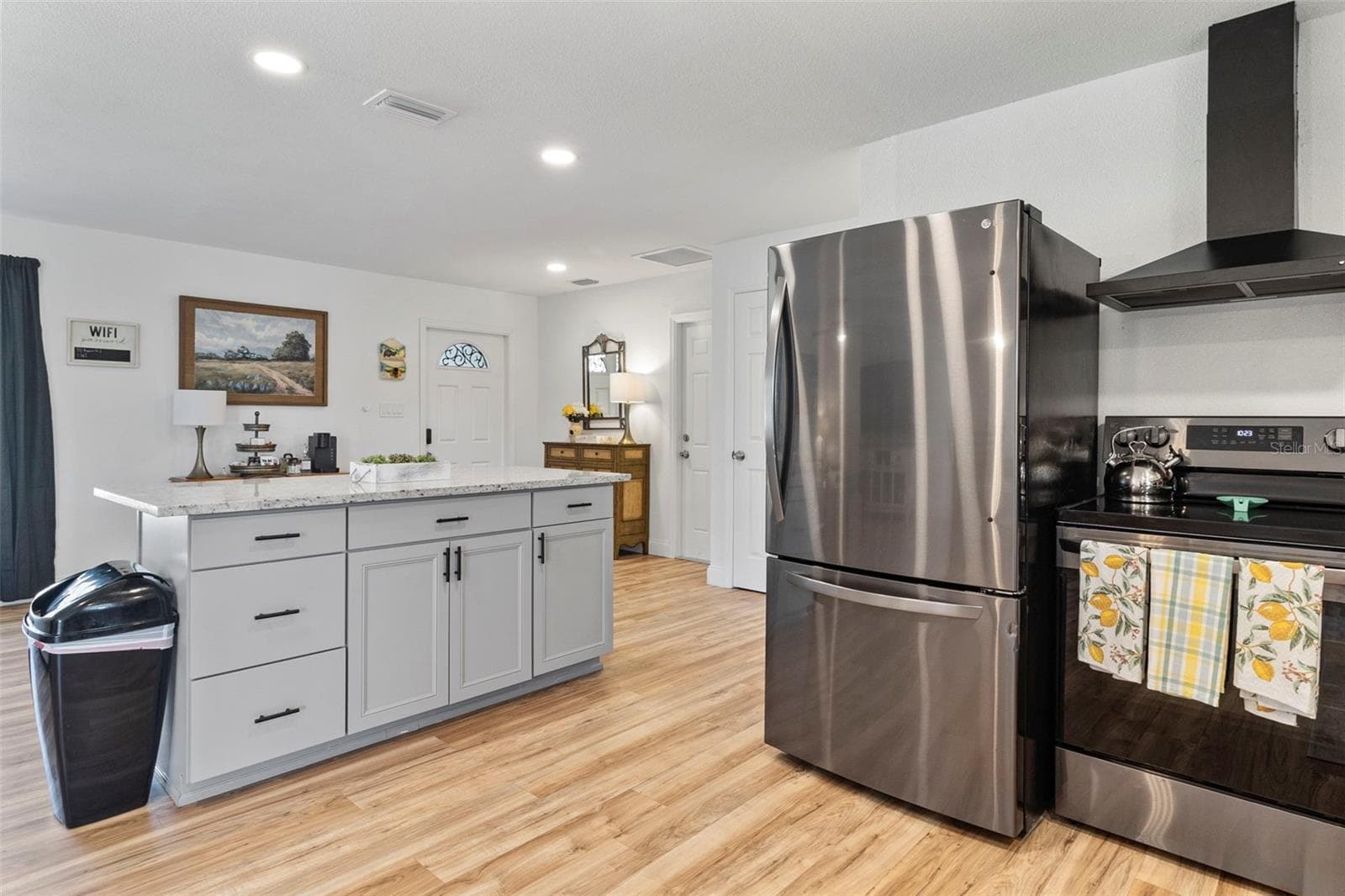 Single Family Residence at 20495 ALBURY DR, PORT CHARLOTTE, photo 21 of 32